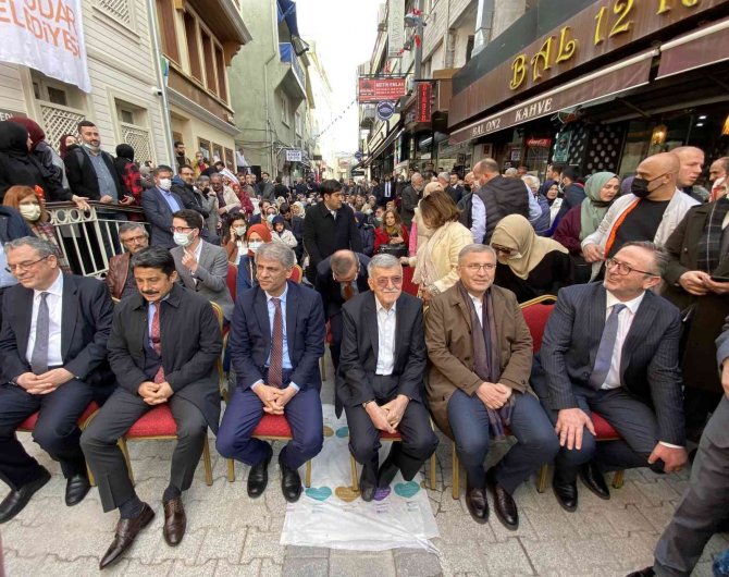 Mihrimah Sultan Gençlik Kütüphanesi Üsküdar’da Açıldı