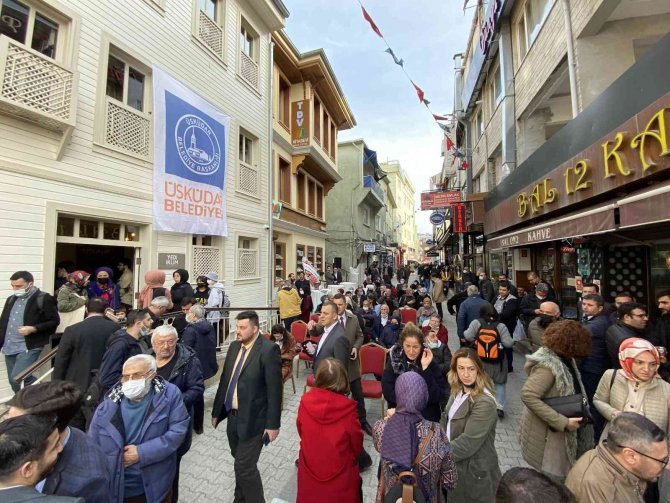 Mihrimah Sultan Gençlik Kütüphanesi Üsküdar’da Açıldı