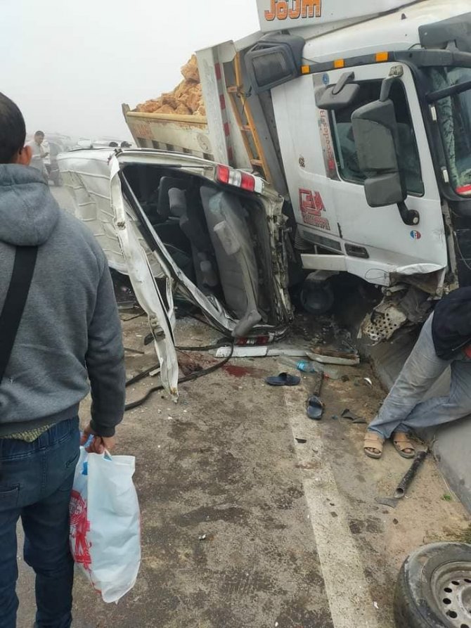 Mısır’da Zincirleme Trafik Kazası: 20 Yaralı