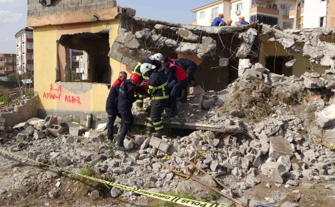 Osmaniye’de Gerçeği Aratmayan Deprem Tatbikatı