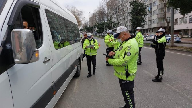 Samsun’da 25 Servis Aracı Trafikten Men Edildi