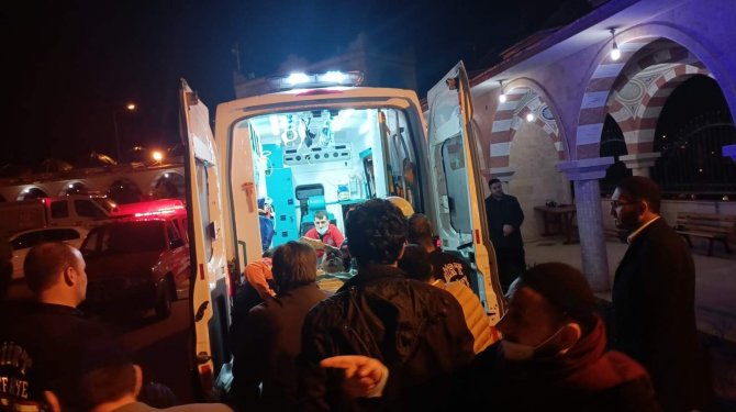 Siirt’te Duvardan Atlayan Gencin Koluna Demir Saplandı