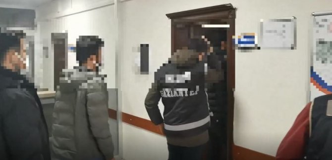 Rüşvet Alan Tapu Memuru İle Rüşvet Veren Bir Kişi Tutuklandı