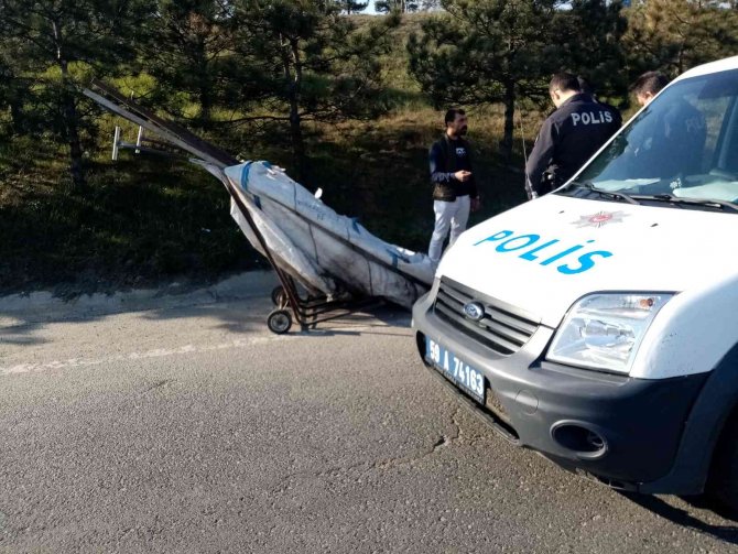 Polisten Demir Hırsızlarına Suçüstü: 2 Tutuklama