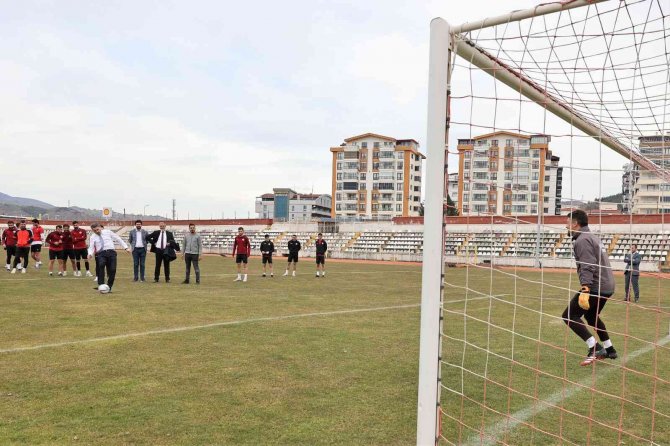 Başkan Eroğlu: “Hedefimiz 3. Lige Çıkmak”
