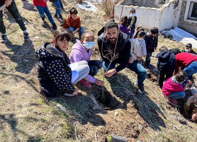 Van Büyükşehir Belediyesinden Öğrencilere Çevre Eğitimi