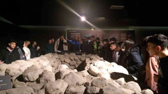 "Van Gençliği Tarihiyle Buluşuyor" Projesi