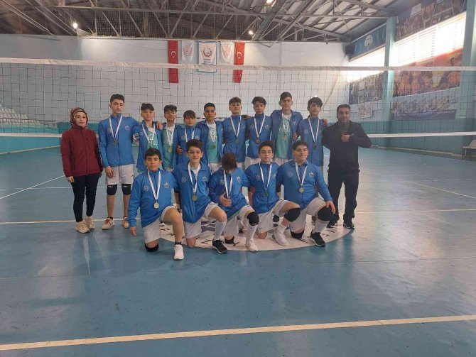 Voleybol Da Aşkale Rüzgarı