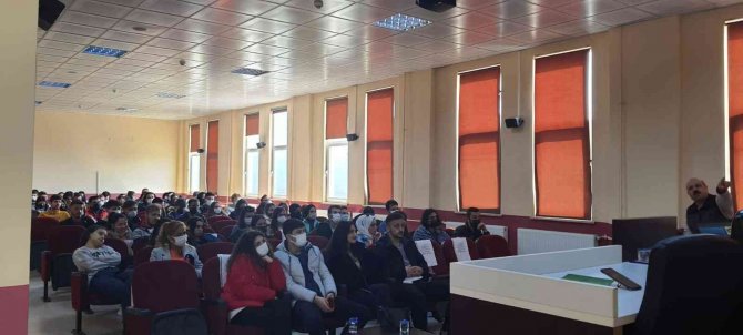 Köşk’te Fidanlar Toprakla Buluştu