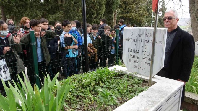 Okudukları Kitabı Yaşayarak Öğreniyorlar