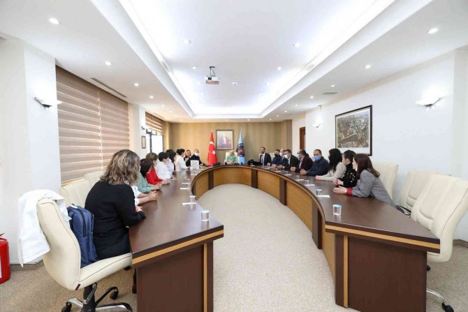 Rektör Özkan:"türki Cumhuriyetler Arasındaki İş Birliğini Çok Önemsiyoruz"