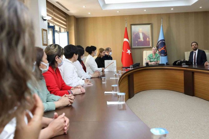 Rektör Özkan:"türki Cumhuriyetler Arasındaki İş Birliğini Çok Önemsiyoruz"