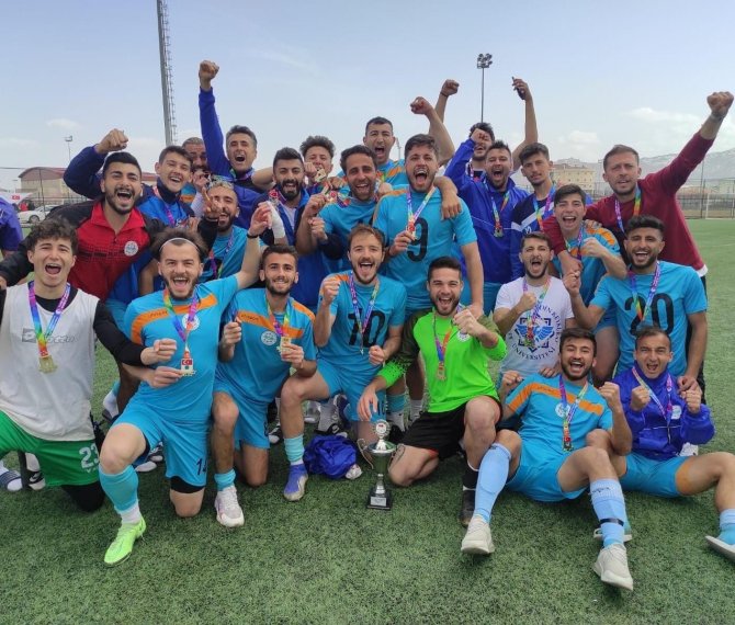 Alkü’de Şampiyonluk Sevinci