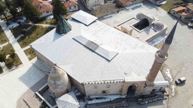 Ecdat Yadigari 723 Yıllık Tarihi Camiye Üst Düzey Koruma