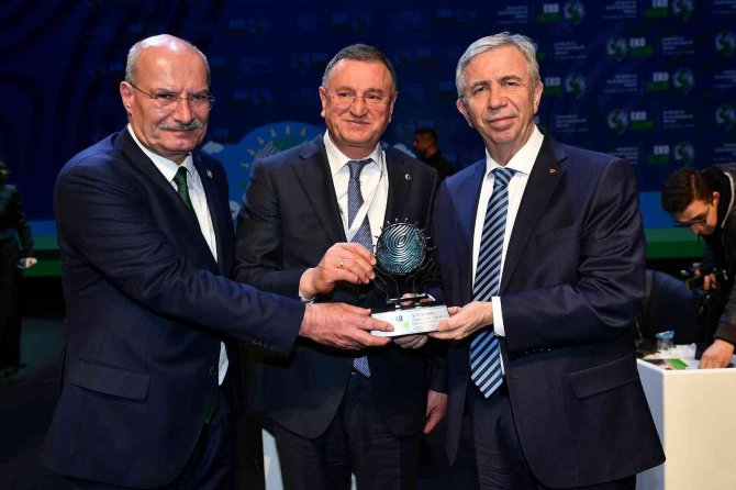 Eko İ̇kli̇m Zirvesi’ne Katılan Başkan Yavaş Çevre Dostu Projelerini Anlattı