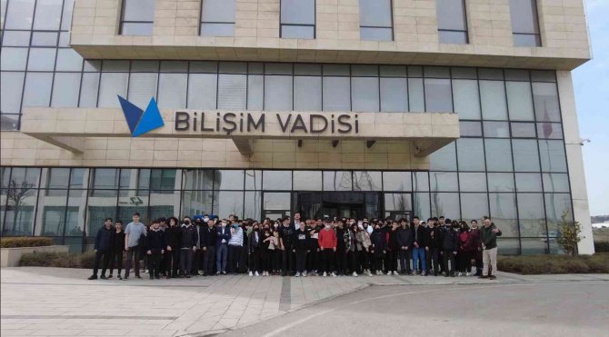 Geleceğin Yazılımcıları Bilişim Vadisi’ni Gezdi