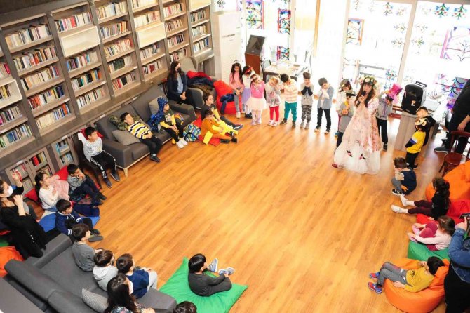 Balçovalı Çocuklara Kütüphane Haftasında Eğlenceli Etkinlik