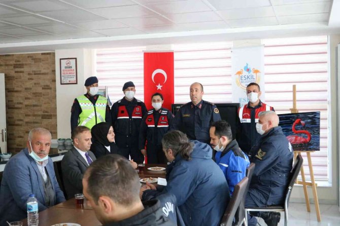 Tuz Gölü’nde Flamingo Ölümlerine Jandarma Önlemi