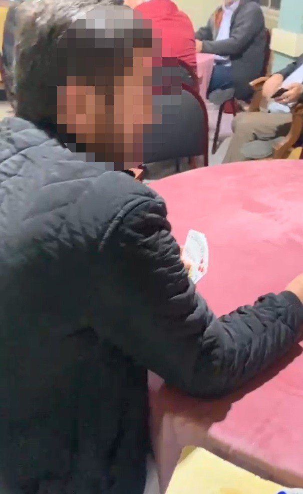 Bursa’da Kumar Oynatılan Kıraathaneye Şok Baskın