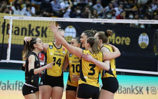 Cev Şampiyonlar Ligi: Vakıfbank: 3 - Fenerbahçe Opet: 1