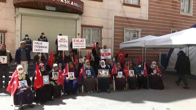 Evlat Nöbetindeki Aileler Eylemlerinde Kararlı
