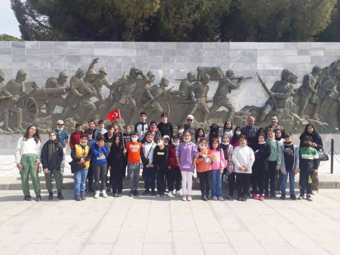 Çorlulu Öğrencilerden Çanakkale Çıkarması