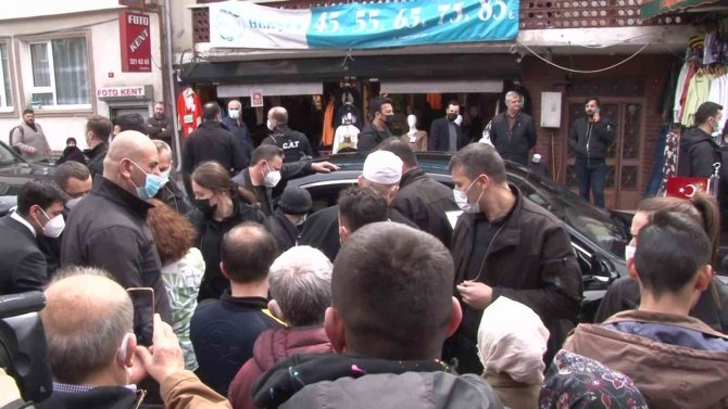 Cumhurbaşkanı Erdoğan Üsküdar’da Vatandaşlarla Sohbet Etti
