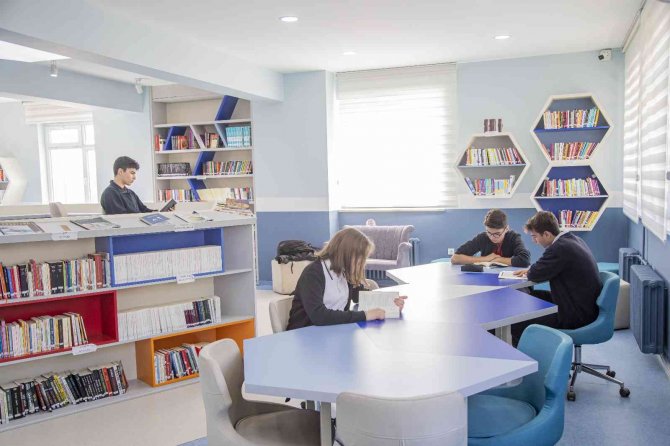 Dostek Müdürü Dumlu; "Kütüphaneler Toplumların Kültür Ve Medeniyet Hazinelerine Açılan Kapılardır"