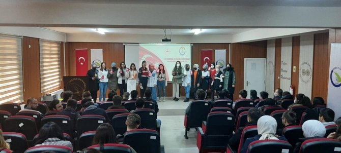 Öğrencilere Jandarma Anlatıldı