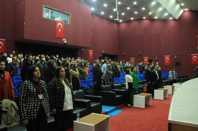 Elazığ’da ‘Çocuğum İ̇çin Önce Ben’ Semineri Düzenledi