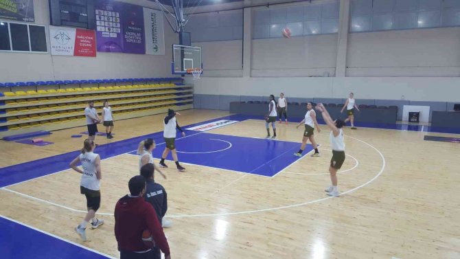 Elazığ İ̇l Özel İ̇dare’de Galatasaray Maçı Hazırlıkları Tamamlandı