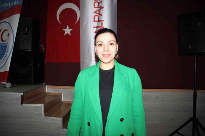 Elazığ’da ‘Çocuğum İ̇çin Önce Ben’ Semineri Düzenledi