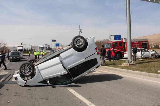 Elazığ’da Trafik Kazası: 1 Ölü, 5 Yaralı