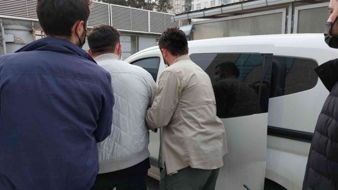 Eniştesini Bıçakla Ağır Yaraladı, Tutuklandı