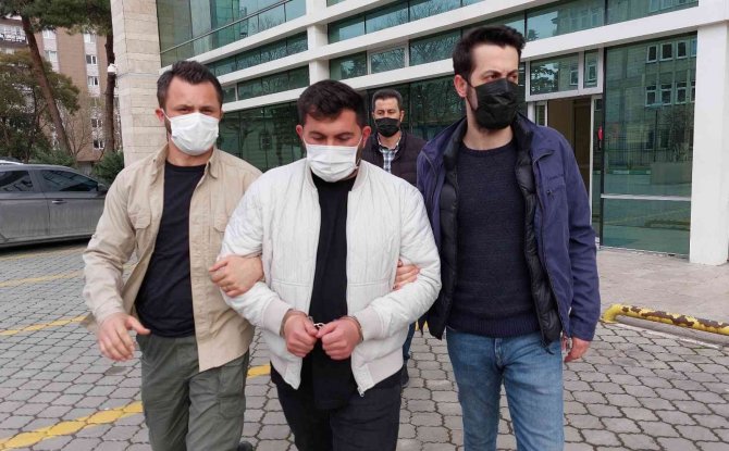 Eniştesini Bıçakla Ağır Yaraladı, Tutuklandı