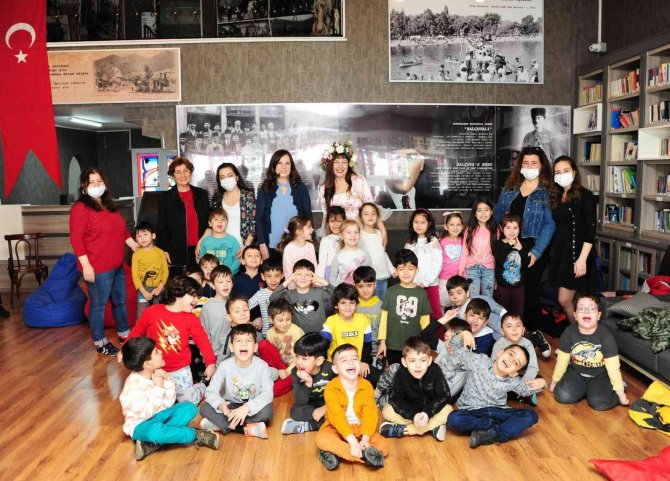 Balçovalı Çocuklara Kütüphane Haftasında Eğlenceli Etkinlik