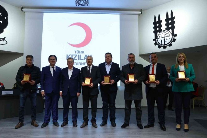 Rektör Tabakoğlu Kızılay Edirne Şubesi Genel Kuruluna Katıldı