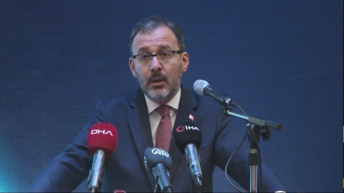 Bakan Kasapoğlu: “2020-2021 Öğretim Döneminde ‘Gönüllülük’ Dersinin Seçmeli Ders Olarak Okutulmasını Hep Birlikte Sağladık”