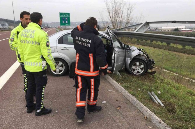 Osmangazi Köprü Çıkışında Trafik Kazası: 2 Yaralı
