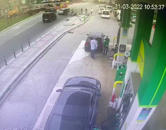 İ̇stanbul’da Milyonluk Gasp Kamerada