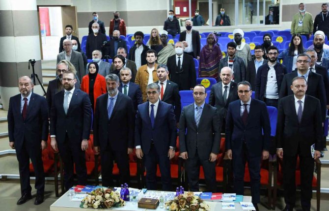 Fenofem Sanal Sanayi Fuarı’nın Açılışı Karabük Üniversitesi’nde Yapıldı