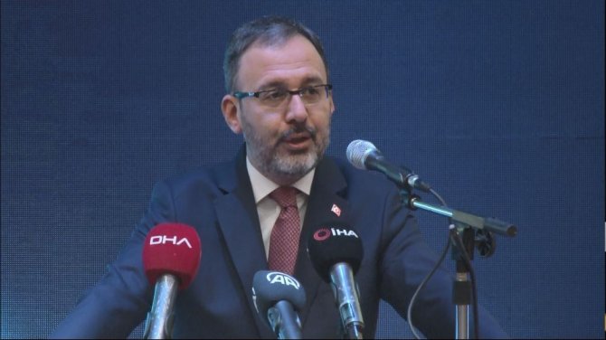 Bakan Kasapoğlu: “2020-2021 Öğretim Döneminde ‘Gönüllülük’ Dersinin Seçmeli Ders Olarak Okutulmasını Hep Birlikte Sağladık”