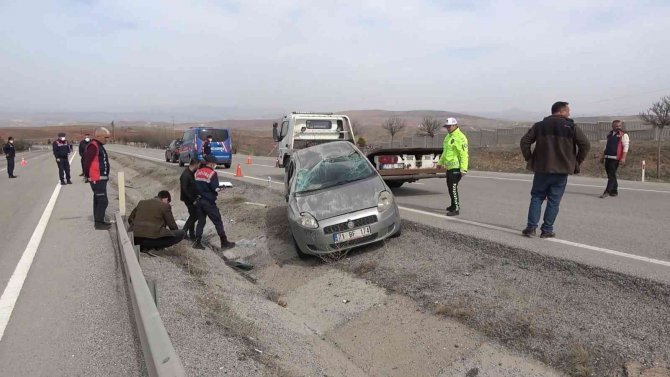 Otomobil 30 Metre Sürüklendi: 4 Yaralı