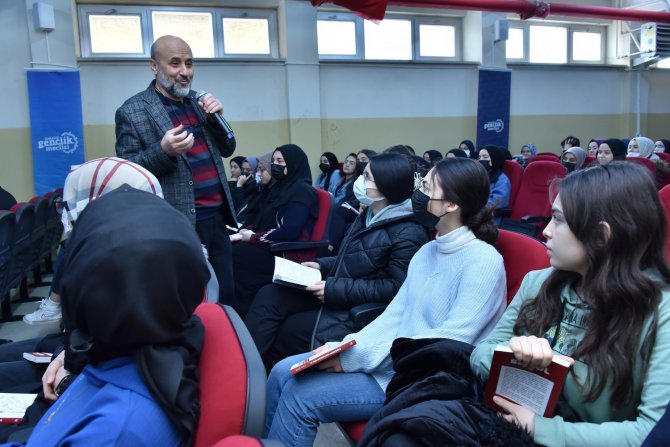 Karatay’da "Okur-yazar Buluşmaları" Sürüyor