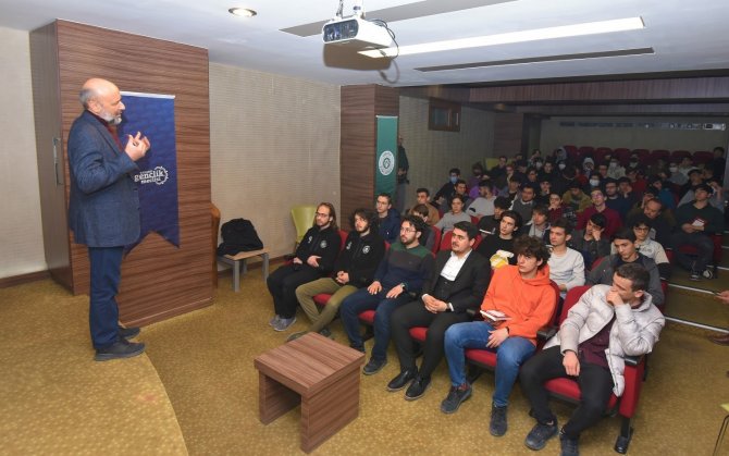 Karatay’da "Okur-yazar Buluşmaları" Sürüyor