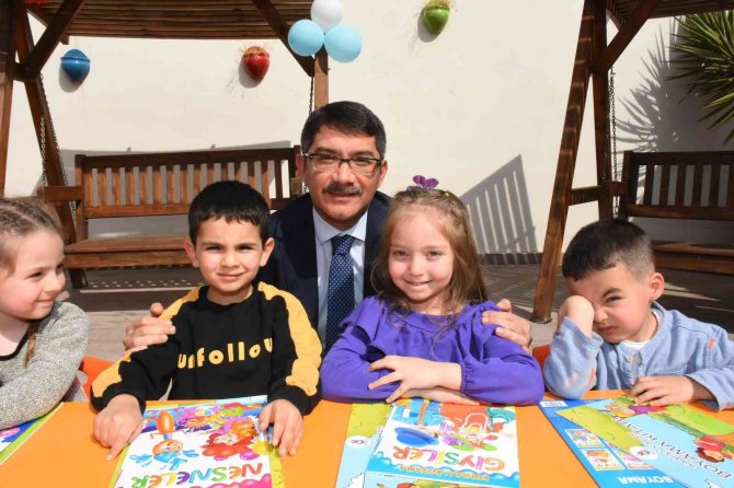 Başkan Çelik Kütüphaneler Haftası’nda Öğrencilerle Buluştu