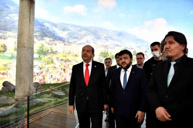 Cumhurbaşkanı Tatar, Fetih Yolculuğunda