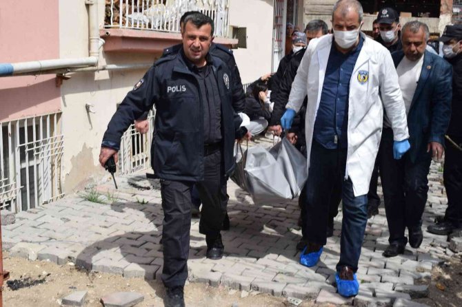 24 Yaşındaki Gencin Sır Ölümü