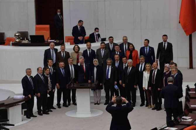 Milletvekili Seçim Kanun Teklifi Kabul Edildi Ve Yasalaştı