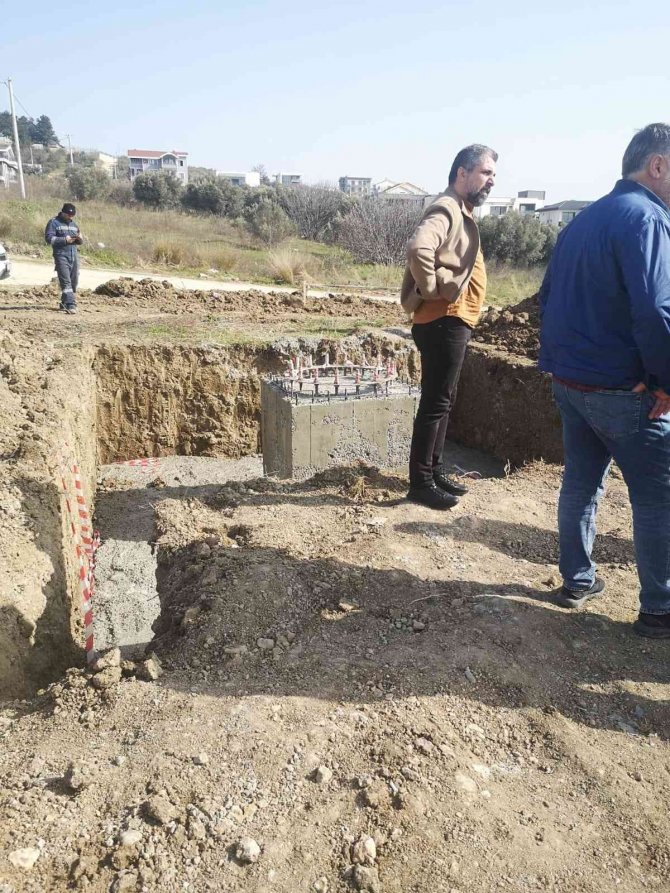 Bursa’da Çocuk Parkına Niyet Baz İstasyonuna Kısmet